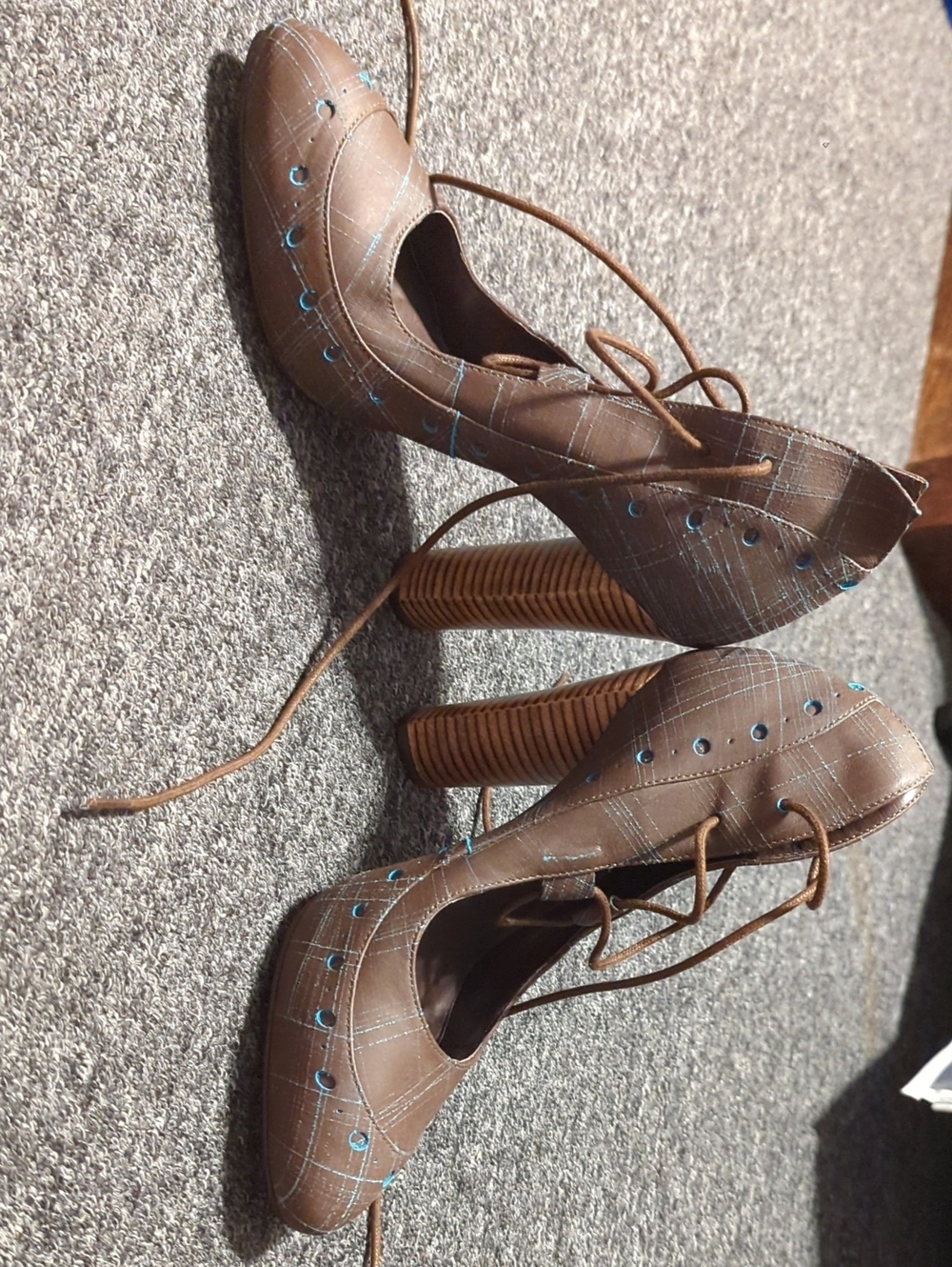 Brown Lace-Up High Heel Pumps with Teal Stitch Detailing